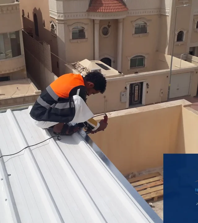 تركيب سقف سلندوتش بانل تركيب سقف سلندوتش بانل